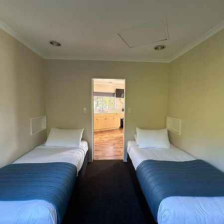 Pohara Beach Top 10 Holiday Park Екстер'єр фото